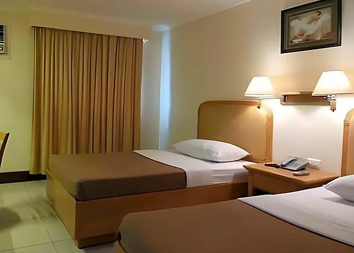 Hotel Diplomat 3*
